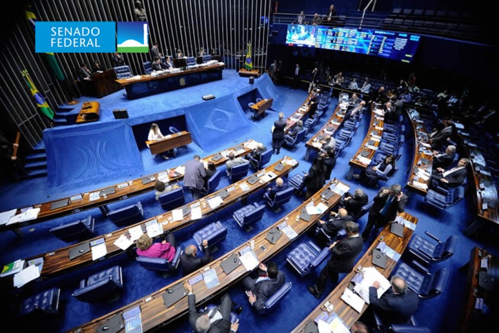 Projeto que transforma Cefets de MG e RJ em universidades vai ao Plenário