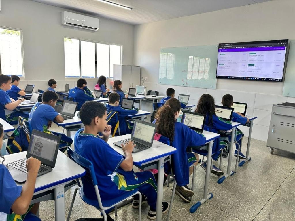 Seduc divulga resultado final do programa de formação de pilotos civis e inicia convocação de estudantes