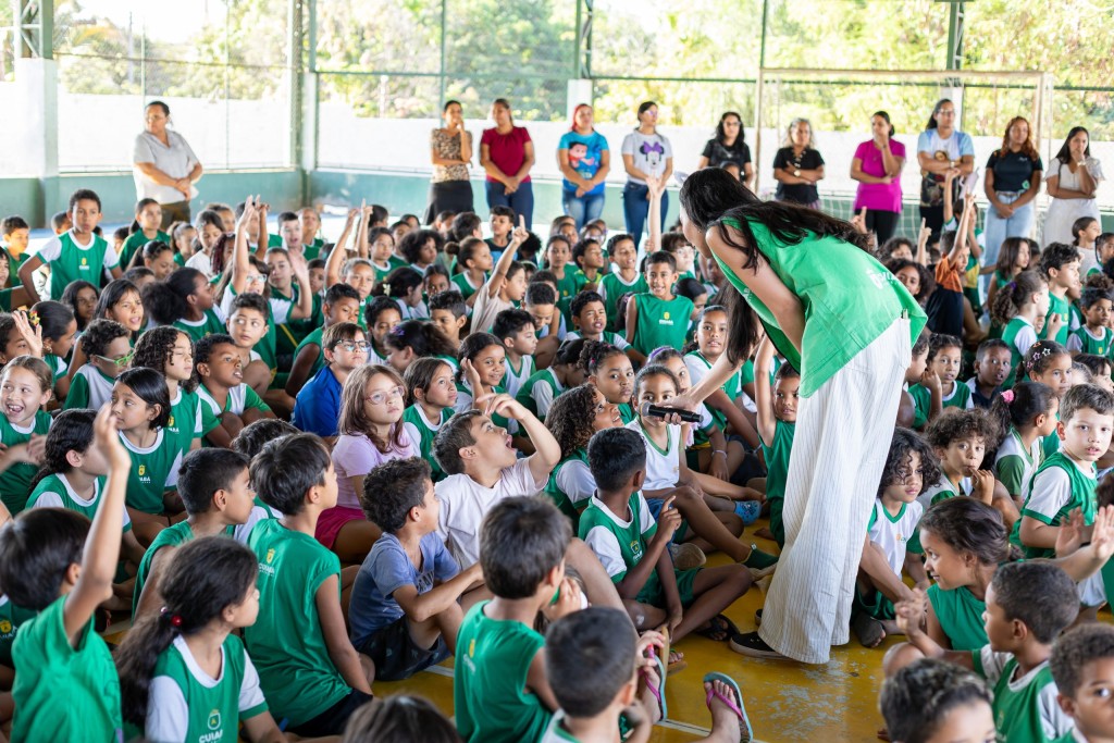 EducaPet conscientiza cerca de 480 alunos sobre proteção e bem estar animal