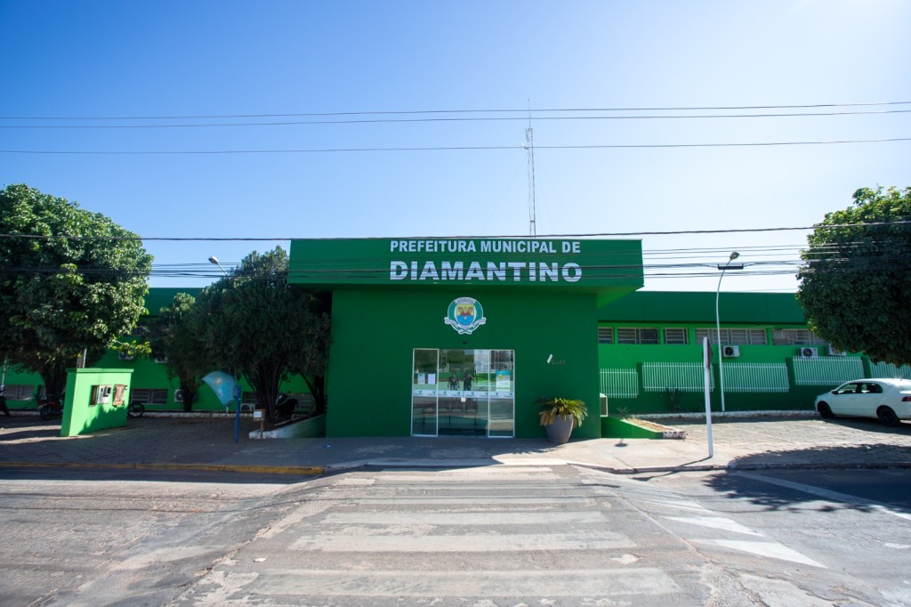 Prefeitura de Diamantino institui nova organização administrativa por meio de lei complementar